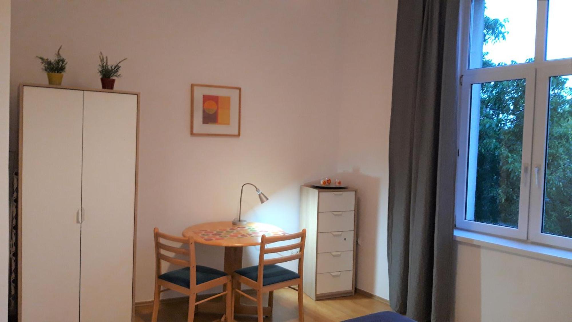 Aleksandra Old Town Studio Apartment