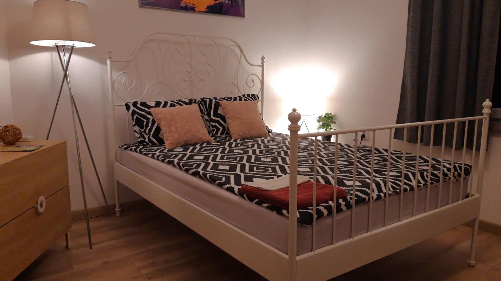 Aleksandra Old Town Studio Apartment